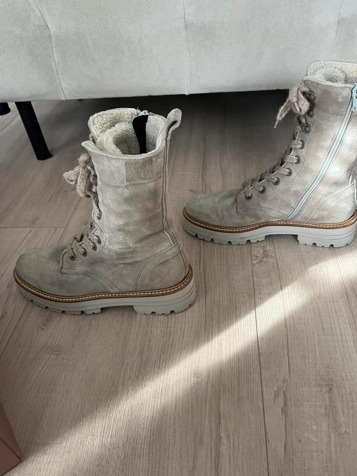 Halfhoge suède laarzen Maripe maat 37 greige, Kleding | Dames, Schoenen, Zo goed als nieuw, Ophalen of Verzenden