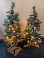 2 Kerstbomen Intratuin besneeuwd met licht, Ophalen, Zo goed als nieuw