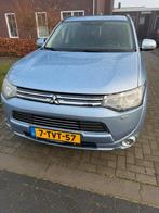 Mitsubishi Outlander 2.0 Dohc Mivec Phev 203pk 4WD CVT 5P, Auto's, Outlander, Zwart, 4 cilinders, Blauw