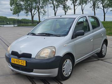 Toyota Yaris 1.0-16V VVT-i Terra 5Deurs apk 12-6-2026 beschikbaar voor biedingen