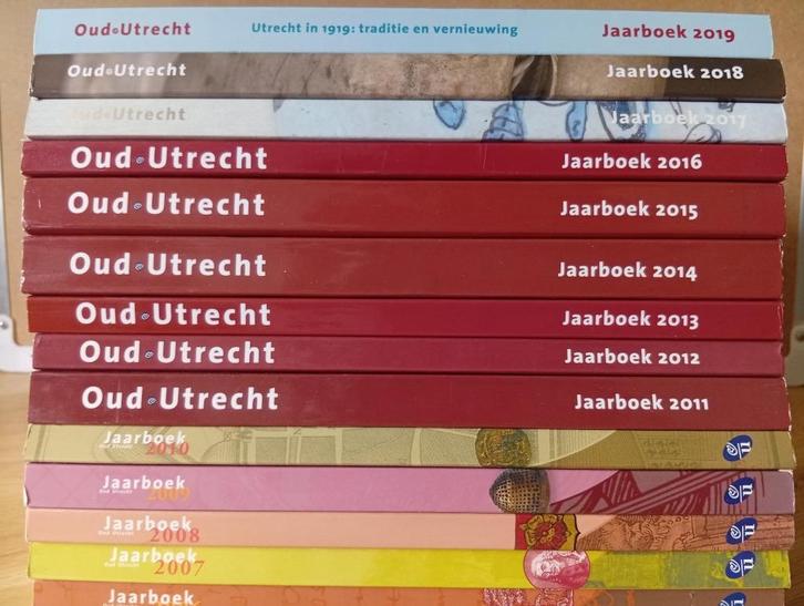 Oud Utrecht jaarboeken, Boeken, Geschiedenis | Stad en Regio, Gelezen, Ophalen of Verzenden