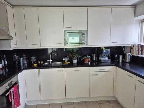 keuken, compleet met blad en  siemens en bosch apparatuur, Huis en Inrichting, Keuken | Complete keukens, Zo goed als nieuw, Overige typen