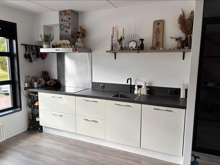 Gebruikte Bruynzeel keuken pallas hoogglans wit uit 2011, Huis en Inrichting, Keuken | Complete keukens, Gebruikt, Dubbelwandige keuken