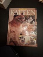 Kattenboek, Ophalen of Verzenden, Zo goed als nieuw
