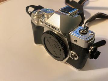 Olympus OM-D E-M10 Mark III, Body beschikbaar voor biedingen
