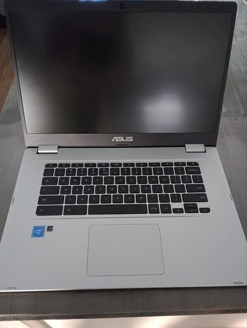 Asus Chromebook C523NA –15 inch, met oplader, Computers en Software, Chromebooks, Zo goed als nieuw, 15 inch, 4 GB of minder, 64 GB