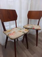 Twee vintage stoelen. Mid Century. Stoel. Retro, Huis en Inrichting, Stoelen, Twee, Gebruikt, Ophalen