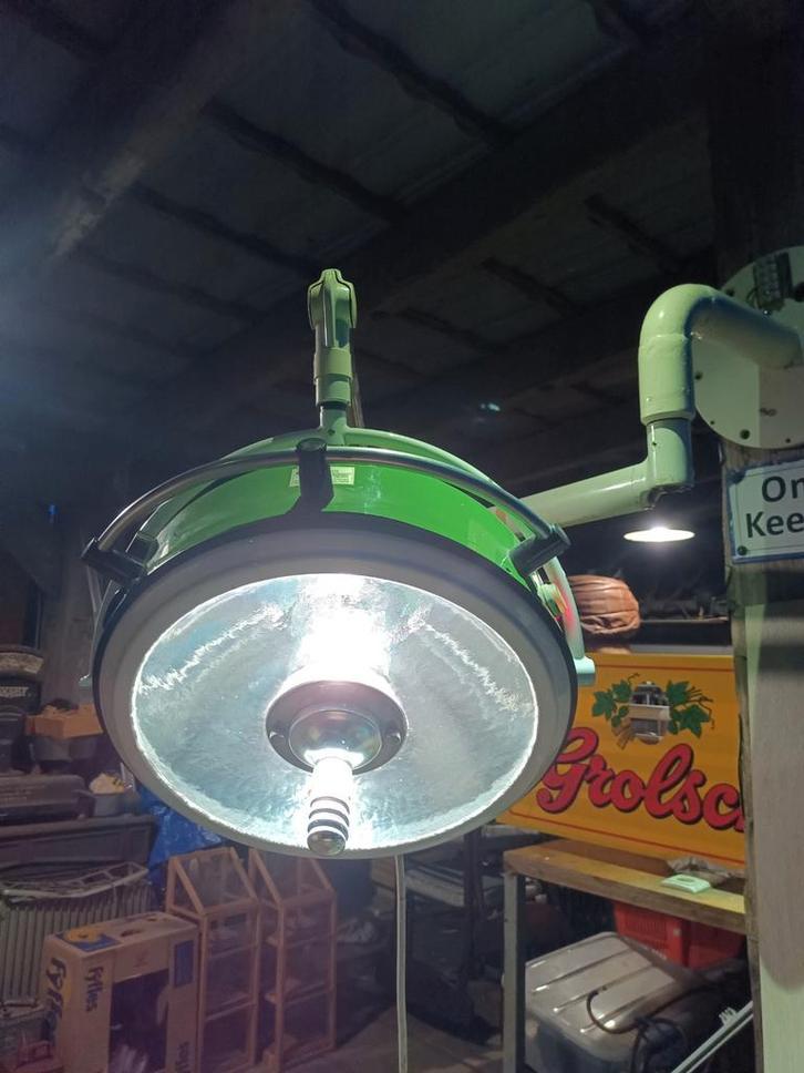Vintage Operatielamp - Groen - Jaren 80 - Industrieel, Antiek en Kunst, Antiek | Lampen, Ophalen