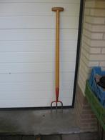 Zware kwaliteit 3 tands spitvork tuinvork hand gesmeed izgst, Tuin en Terras, Hand-tuingereedschap, Ophalen of Verzenden, Gebruikt