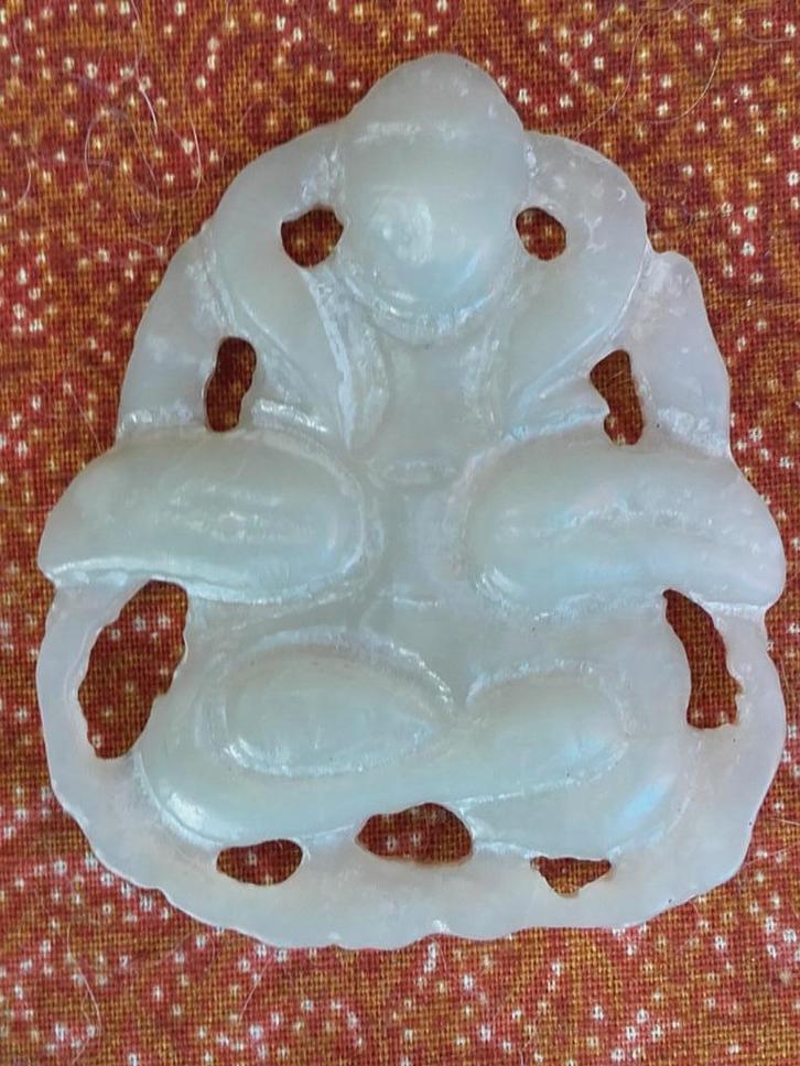 Mooi antiek Chinees amulet van jade met Boeddha 5 cm., Antiek en Kunst, Kunst | Niet-Westerse kunst, Ophalen of Verzenden