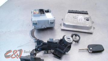 Kontaktslot + computer van een Fiat Fiorino beschikbaar voor biedingen