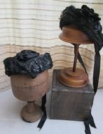 2 antieke DAMESHOEDJES handgemaakt, Antiek en Kunst, Antiek | Kleden en Textiel, Ophalen