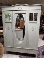 Brocante (kleding) kast, Antiek en Kunst, Antiek | Meubels | Kasten, Ophalen