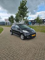 Peugeot 107 1.0 12V 5DR 2013 Black & Silver edition, Auto's, Voorwielaandrijving, 4 stoelen, Origineel Nederlands, Handgeschakeld