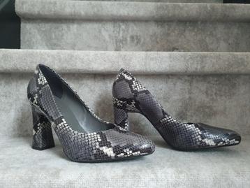 Peter Kaiser pumps, dierenprint, grijs, maat 39.. nieuw! beschikbaar voor biedingen
