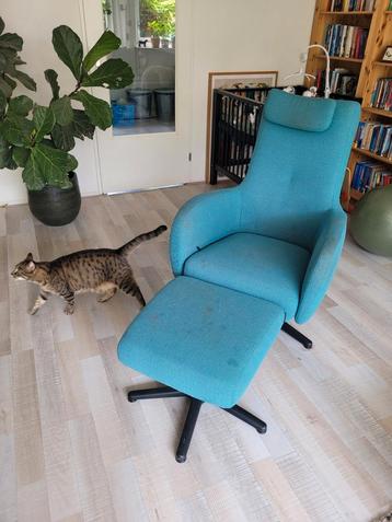 Groene stoel + hocker prominent gratis