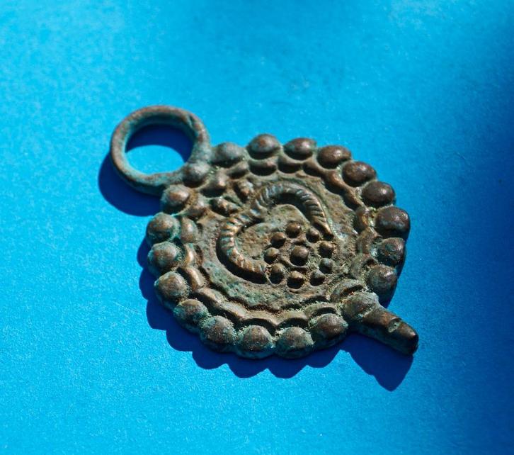 Medalion - Romeins - Bodemvondst, Antiek en Kunst, Antiek | Religie, Ophalen of Verzenden