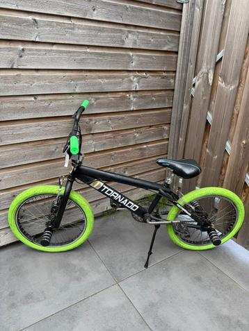 BMX Royal Buggati Tornado Crossfiets/Stuntfiets Zwart/Groen beschikbaar voor biedingen