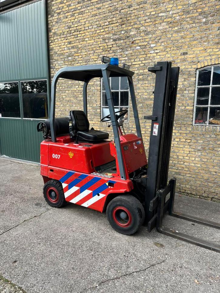 Clark heftruck Brandweer LPG 1.5t automaat, Zakelijke goederen, Machines en Bouw | Heftrucks en Intern transport, Heftruck, LPG
