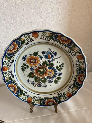 Delfts Polychroom Wandbord Floraal Decor Nr. 26 beschikbaar voor biedingen