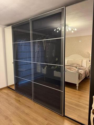 Grote ikea Schuifdeurkast met Spiegeldeuren