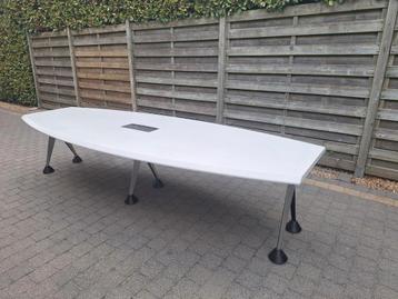 Design vergadertafel eettafel aluminium 330 cm beschikbaar voor biedingen