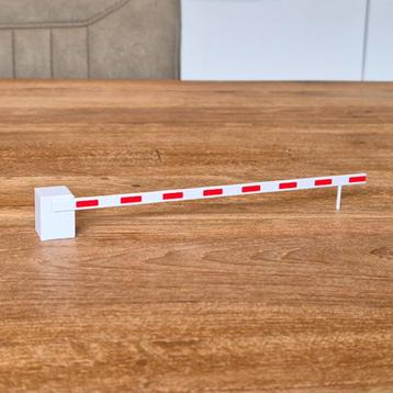 Platte Slagboom met Kast – Lange Slagboom – 1-50 beschikbaar voor biedingen