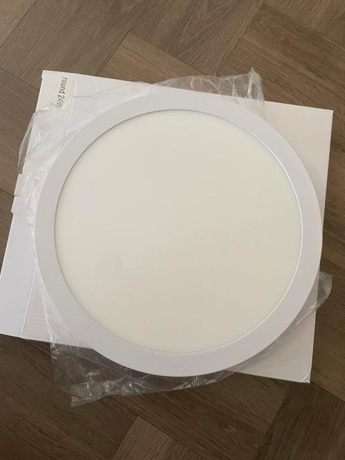 Moderne LED-plafondlamp,, Huis en Inrichting, Lampen | Plafondlampen, Nieuw, Ophalen