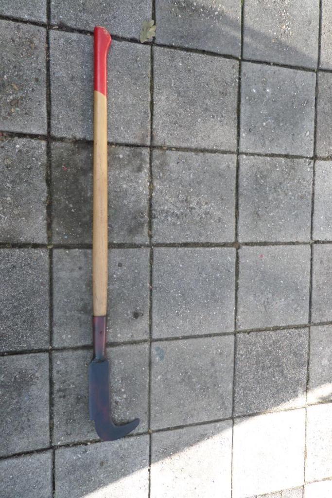 Snavelhaak - Slagmes -Gesmeden ijzer - 19e eeuw - Met steel., Antiek en Kunst, Antiek | Gereedschap en Instrumenten, Ophalen