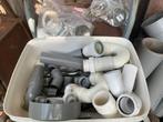 gratis PVC buisonderdelen, Doe-het-zelf en Verbouw, Buizen en Afvoer, Ophalen, Bochten, Pvc, Minder dan 2 meter