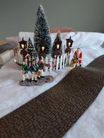 Kerstdorp uitbreiding: lampen, kerstman, straat, hek, bomen, Ophalen of Verzenden, Gebruikt
