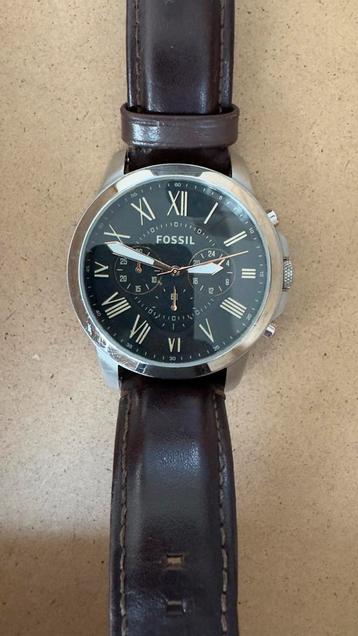Fossil Horloge FS4813 – Klassieke chronograaf met leren band beschikbaar voor biedingen