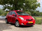 Toyota Yaris 1.3 VVTi Comfort | Keyless + Clima + 5 deurs nu, Voorwielaandrijving, Stof, Gebruikt, Zwart