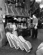 DeSoto assembly factory 1938 car automobile photo photograph, Nieuw, Auto's, Verzenden