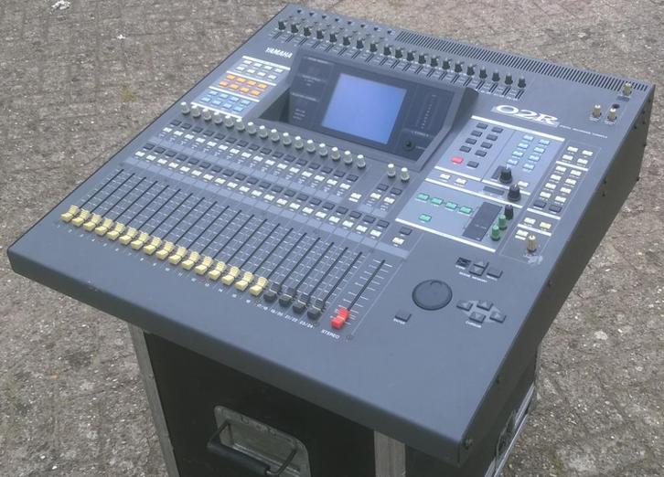 Mengpanelen, diverse soorten en prijzen, Muziek en Instrumenten, Mengpanelen, Gebruikt, 20 kanalen of meer, Ophalen of Verzenden