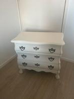 Brocante kastje wit met 3 lades, Ophalen, Minder dan 50 cm, Gebruikt, Met lade(s)