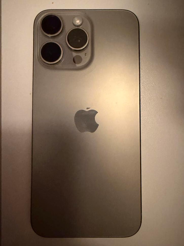 iPhone 15 Pro Max - 256GB - Titanium Grijs, Telecommunicatie, Mobiele telefoons | Apple iPhone, Zo goed als nieuw, 256 GB, Zonder abonnement