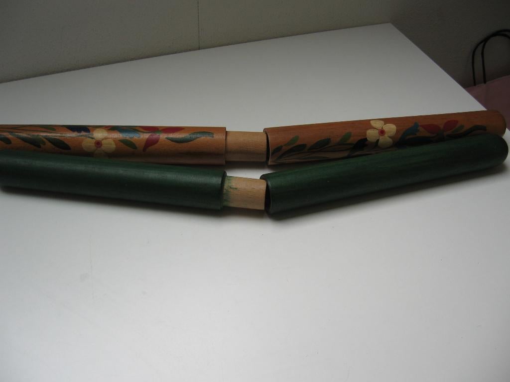 2 houten kokers v breinaalden samen €10.00 Uniek, Ophalen of Verzenden, Zo goed als nieuw, Haken, Wol of Garen