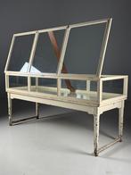 Vitrine toonbank wit winkelmeubel, Antiek en Kunst, Curiosa en Brocante, Ophalen
