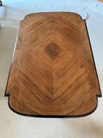 Antieke salon tafel, Ophalen