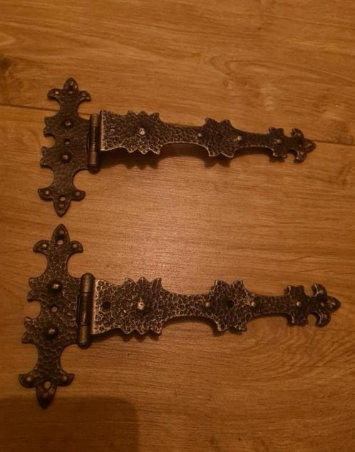 Antieke 'kasteel' scharnieren NIEUW deurbeslag luiken louvre, Antiek en Kunst, Antiek | Woonaccessoires, Ophalen of Verzenden