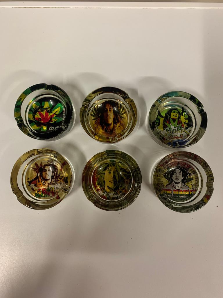 Bob Marley asbakken - Set van 6, Huis en Inrichting, Woonaccessoires | Kandelaars en Kaarsen, Ophalen, Overige materialen, Gebruikt