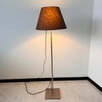 Staande lamp inclusief kap en lamp in hoogte verstelbaar, Huis en Inrichting, Lampen | Vloerlampen, Ophalen of Verzenden, Zo goed als nieuw