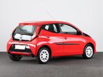 Toyota Aygo 1.0 VVT-i x-play | NL-Auto | Apple Carplay -/ An, Auto's, Toyota, Stof, Gebruikt, Met garantie (alle), 4 stoelen