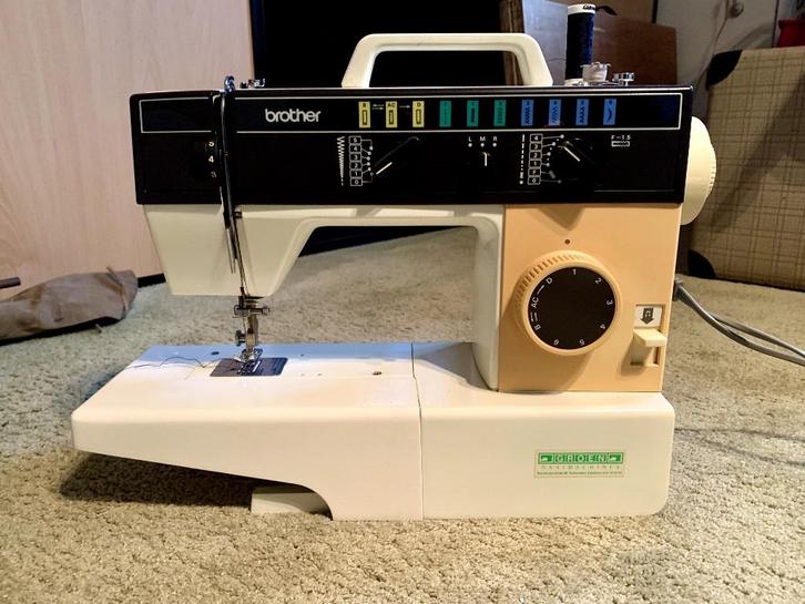 Naaimachine (Brother), Hobby en Vrije tijd, Naaimachines en Toebehoren, Gebruikt, Naaimachine, Brother, Ophalen