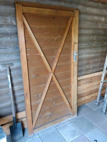 Houten Tuinpoort / Schuurdeur beschikbaar voor biedingen