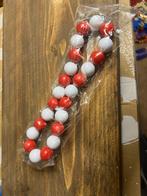 Nieuwe houten kralen ketting wit/rood, Ophalen, Nieuw, Carnaval