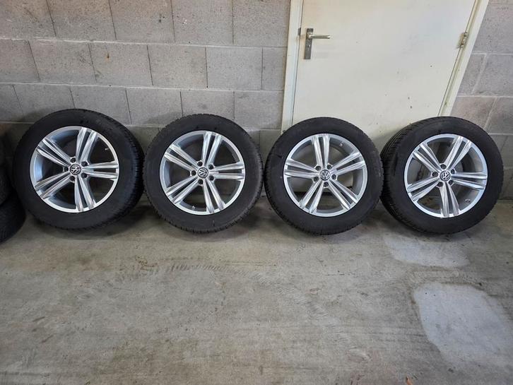 Volkswagen tiguan velgen winter 18 inch winterbanden, Auto-onderdelen, Banden en Velgen, Banden en Velgen, Winterbanden, 18 inch