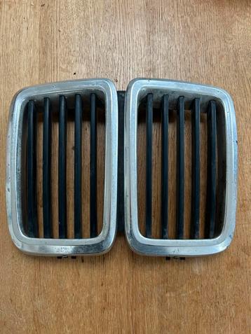 BMW E28 Gril , 5-serie 1981-1987 beschikbaar voor biedingen