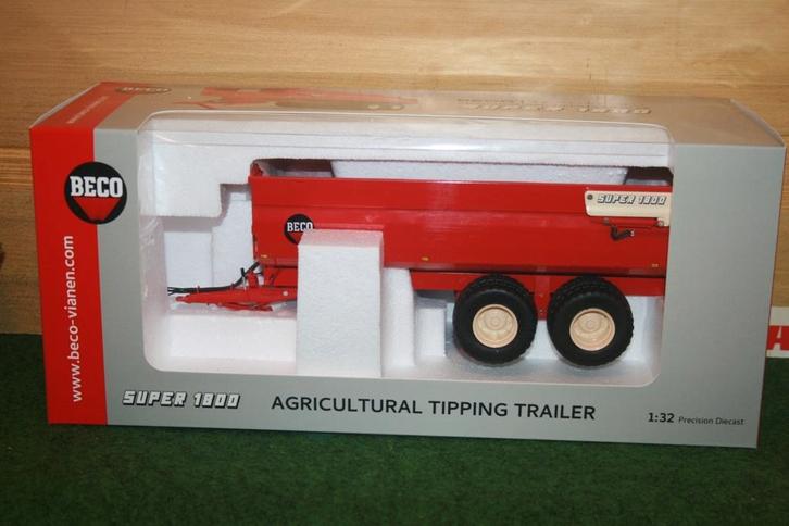 Boeryes: Beco Super 1800 van AT-Collections, Hobby en Vrije tijd, Modelauto's | 1:32, Nieuw, Tractor of Landbouw, Overige merken